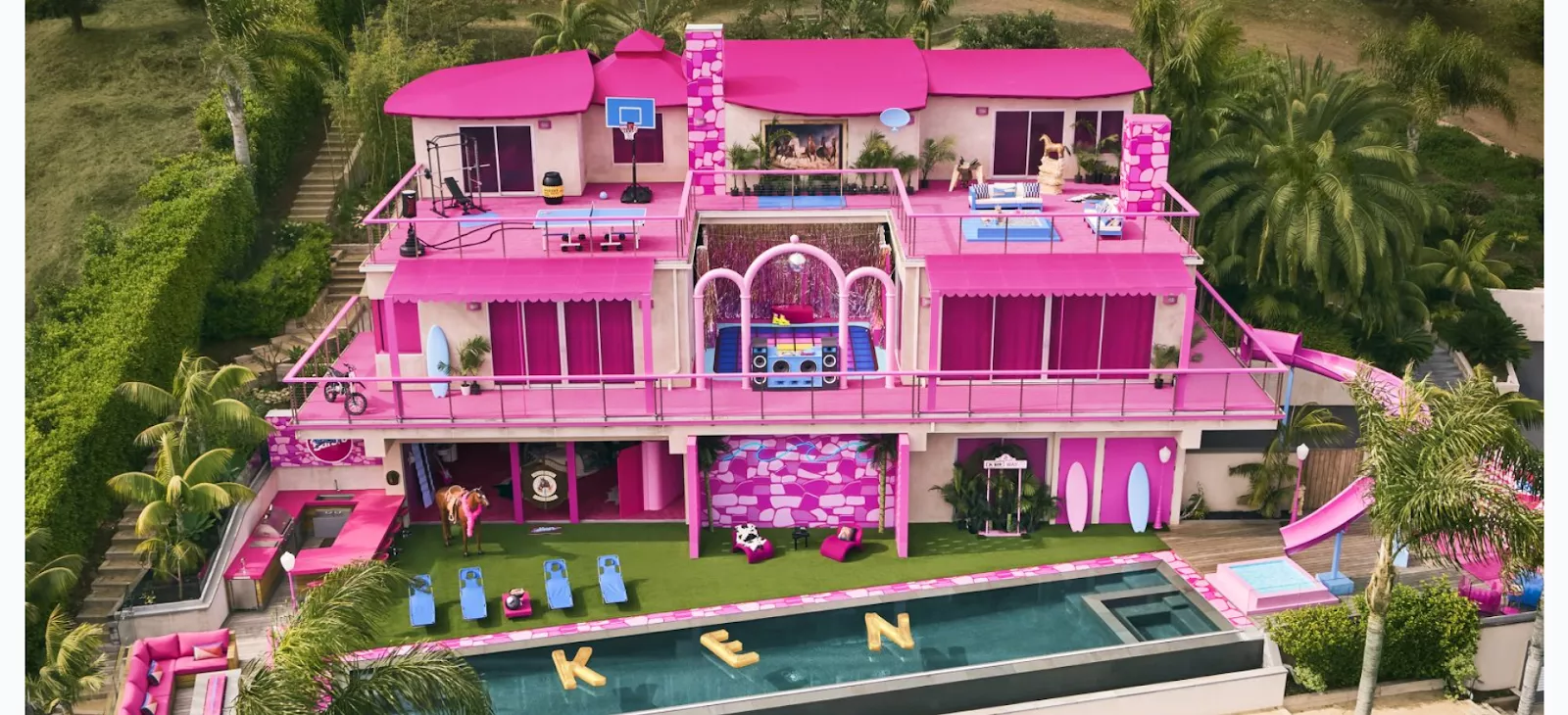 Airbnb: Дом мечты Барби в Малибу